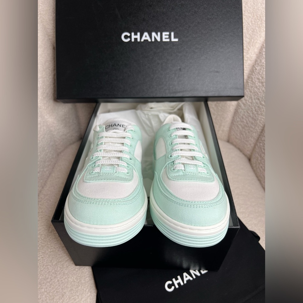 CHANEL Light Turquoise Sneakers 38.5 — New in Box - Picture 9 of 12